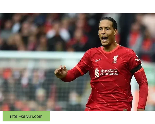 诺伊尔复出后状态回暖，球队防线逐渐稳固。